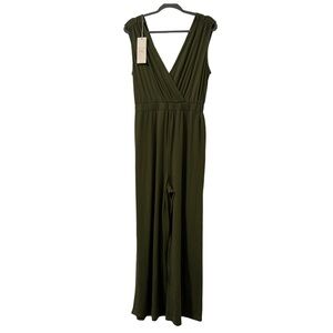 Dokotoo Sleeveless Jumpsuit Womens Medium Olive Green V Neck Dressy Casual